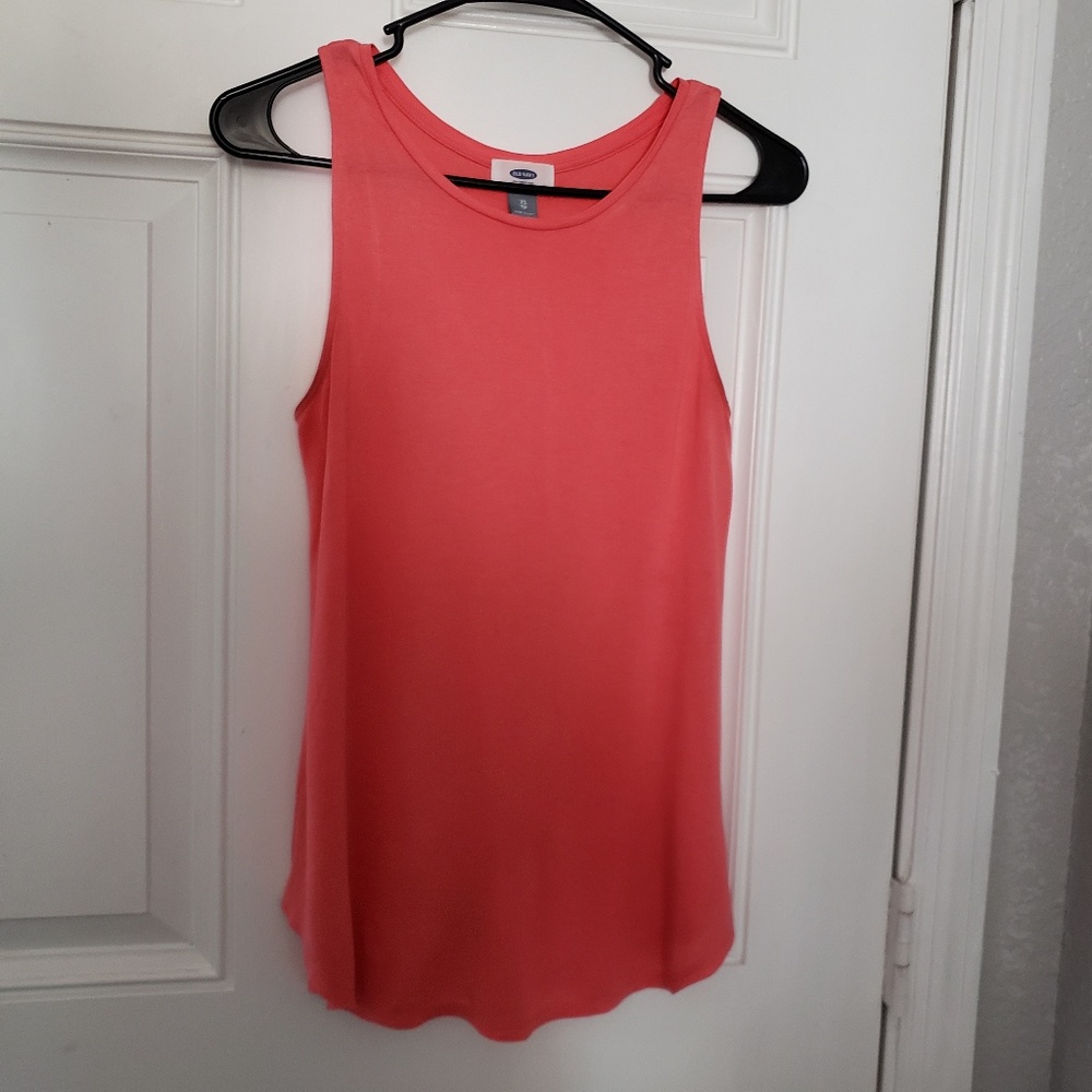 Old Navy sleeveless tank top